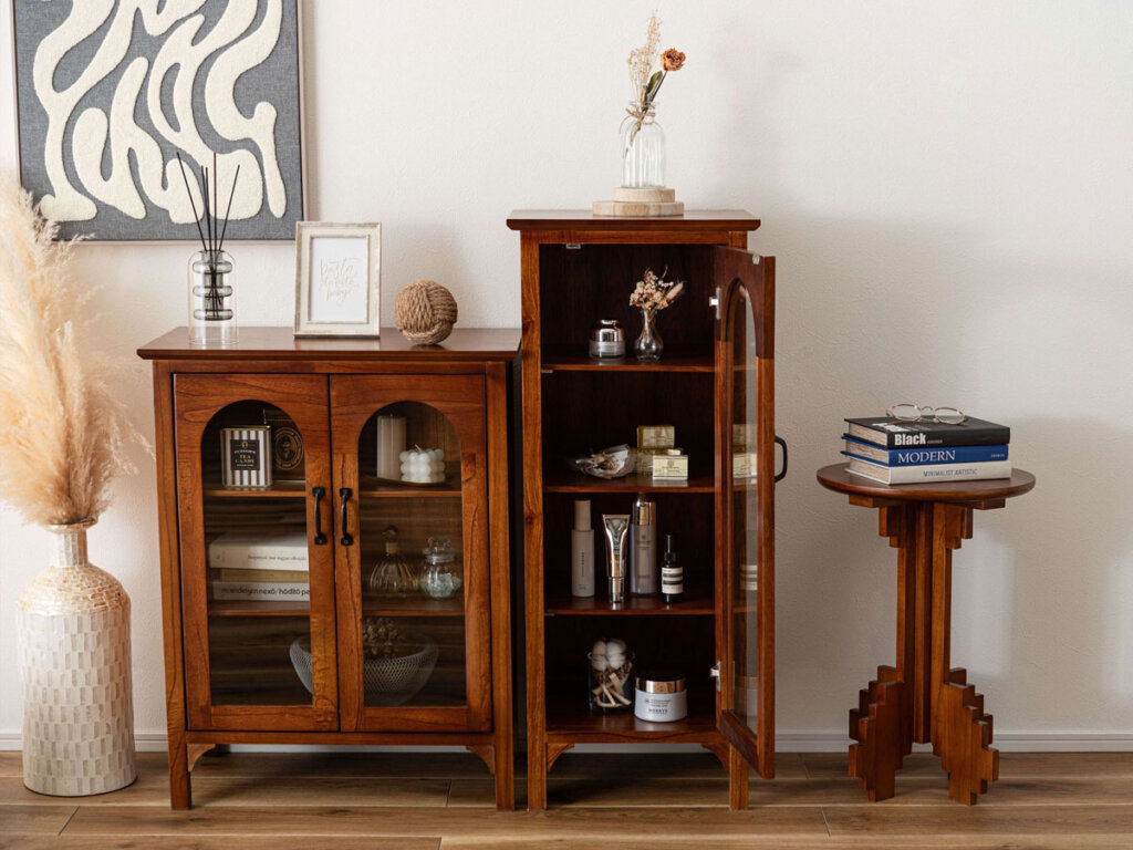 ガラスキャビネット アーチ扉　2タイプ