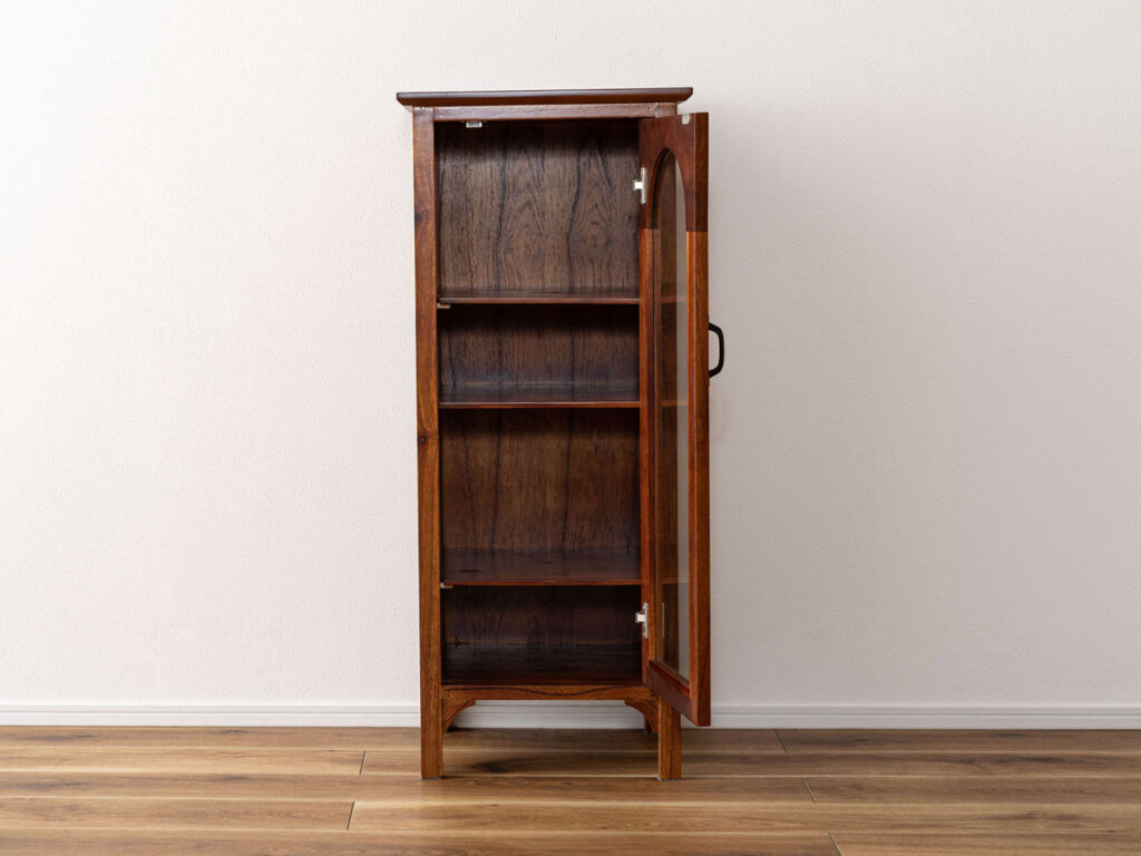 棚 内部 可動棚