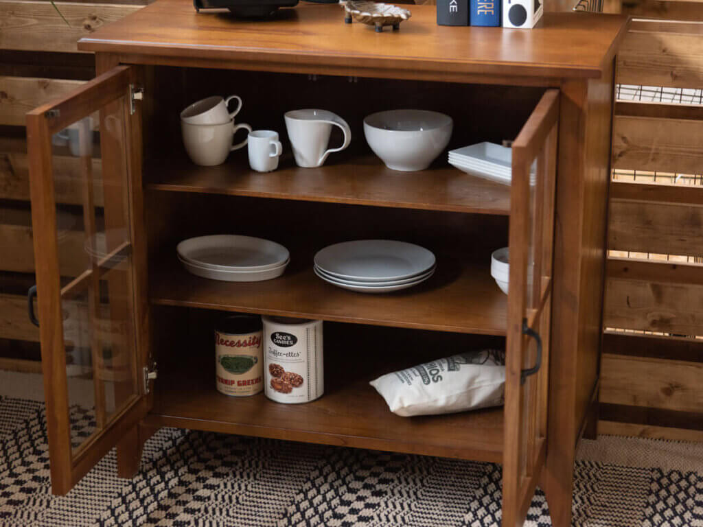 食器棚使用イメージ